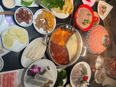 -周师兄大刀腰片火锅(洪崖洞旗舰店)