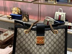 -宁波杉井奥特莱斯广场