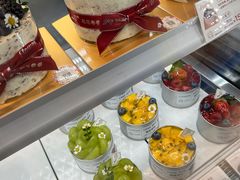 -花花卷卷·鲜食蛋糕(静安久光百货店)