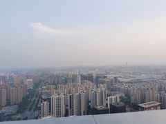 -黄金时代游泳健身云畔会所(绿地中心双子塔店)