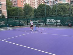 -快网网球俱乐部(长宁区金桥花园球场)