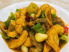 -江城燕子大排档(江汉路步行街店)