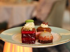 -The Diamond Jubilee Tea Salon at Fortnum & Mason