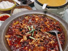 -江城小馆陕南妈妈菜·全球旅行餐厅(钟楼店)