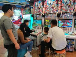 点击看大图 -卡通尼乐园(银泰店)