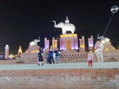 -东南亚风情赶摆街夜市