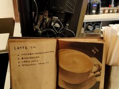 -麦当劳(汉口火车站候车室店)
