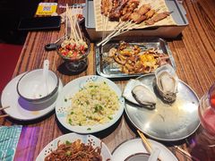 -蚝堡海鲜·威海菜·海肠捞饭·烧烤·亚洲吃蚝公司(幸福门店)