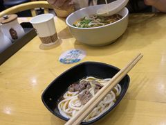 -三千粉牛肉米粉(来客茂店)