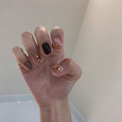 -悦指间美甲美睫