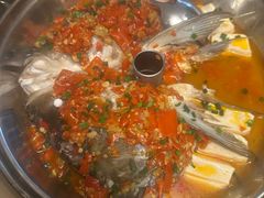 -鱼鲜饭香·招牌汽锅剁椒鱼头王