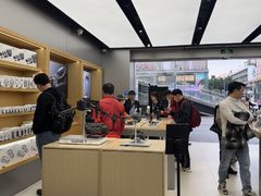 -DJI大疆(深圳华强北曼哈授权体验店)