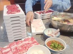 -罗二娘·鲜切牛自助火锅(罗湖东门步行街店)