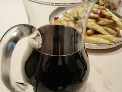 -八府香鸭·啫啫煲(华山路店)