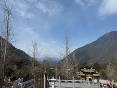 -冕宁灵山寺