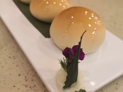 蜜汁叉烧包-点都德(盘福楼店)