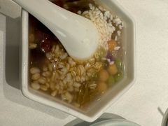 -江城小馆陕南妈妈菜·全球旅行餐厅(钟楼店)
