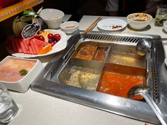 -海底捞火锅鲜切牛肉主题店(长寿路店)