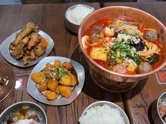 -成都你六姐·牛肉冒菜(信泰中心商场店)