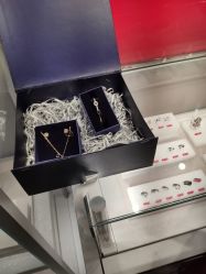 -SWAROVSKI(燕莎奥特莱斯店)