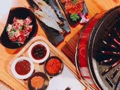 -炙忧烤肉屋(中国铁建广场店)