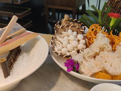 -澳美徕·港式花胶鸡火锅(高新万达店)