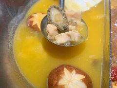 红颜花胶鸡锅-湊湊火锅·茶憩(杭州湖滨银泰in77店)