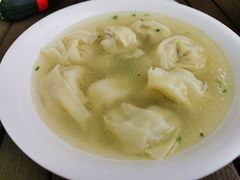 黄鱼馄饨-洪大妈·黄鱼面(金山嘴渔村店)