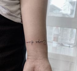 -明星刺青·洗纹身