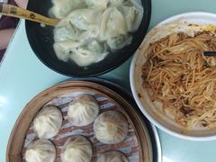 -食惠里小笼包面馆(越秀店)