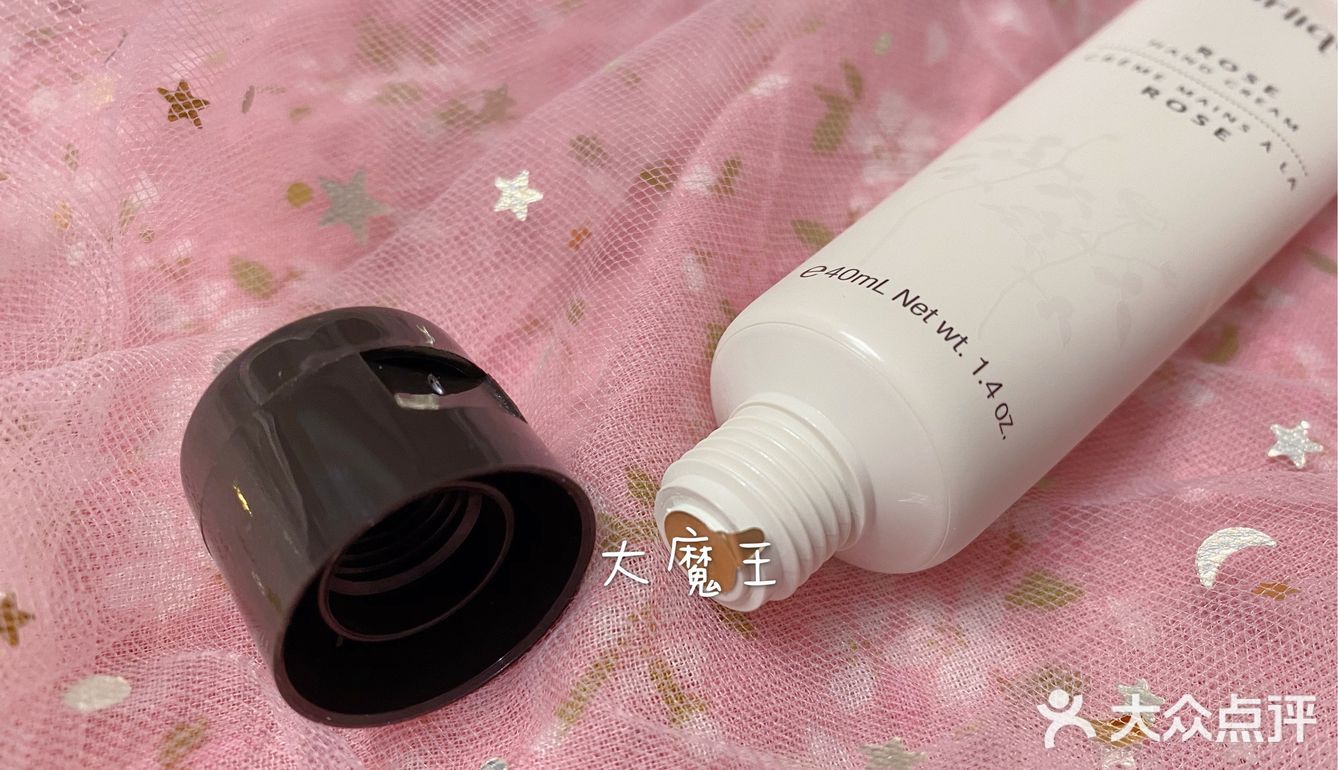 沁人玫瑰 丝滑柔嫩——茱莉蔻玫瑰护手霜