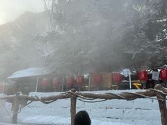 -长白山聚龙火山温泉