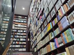 -新华书店(新街口旗舰店)