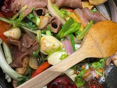 -沙胆彪炭炉牛杂煲(上海日月光广场店)