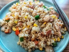 培根鲜露虾仁炒饭-红小满休闲餐厅(十全街店)