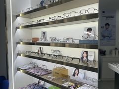 -视野联行眼镜蔡司·依视路官方授权店(顺城店)