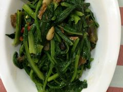 -鲁班小馆(政四街店)