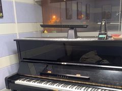 -梅纳·钢琴声乐架子鼓Mena Music(双井店)