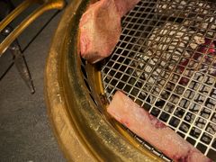 -铭牛烧肉·和牛海鲜自助(高新月牙湖店)