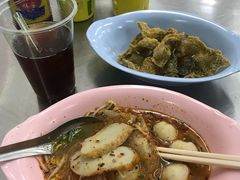 -榮泰米粉湯(Left Shop)