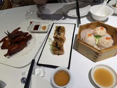 玻璃脆皮乳鸽皇-新雅(丰盛里店)