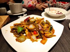-鹊玥·粤菜小馆(汇智国际商业中心店)