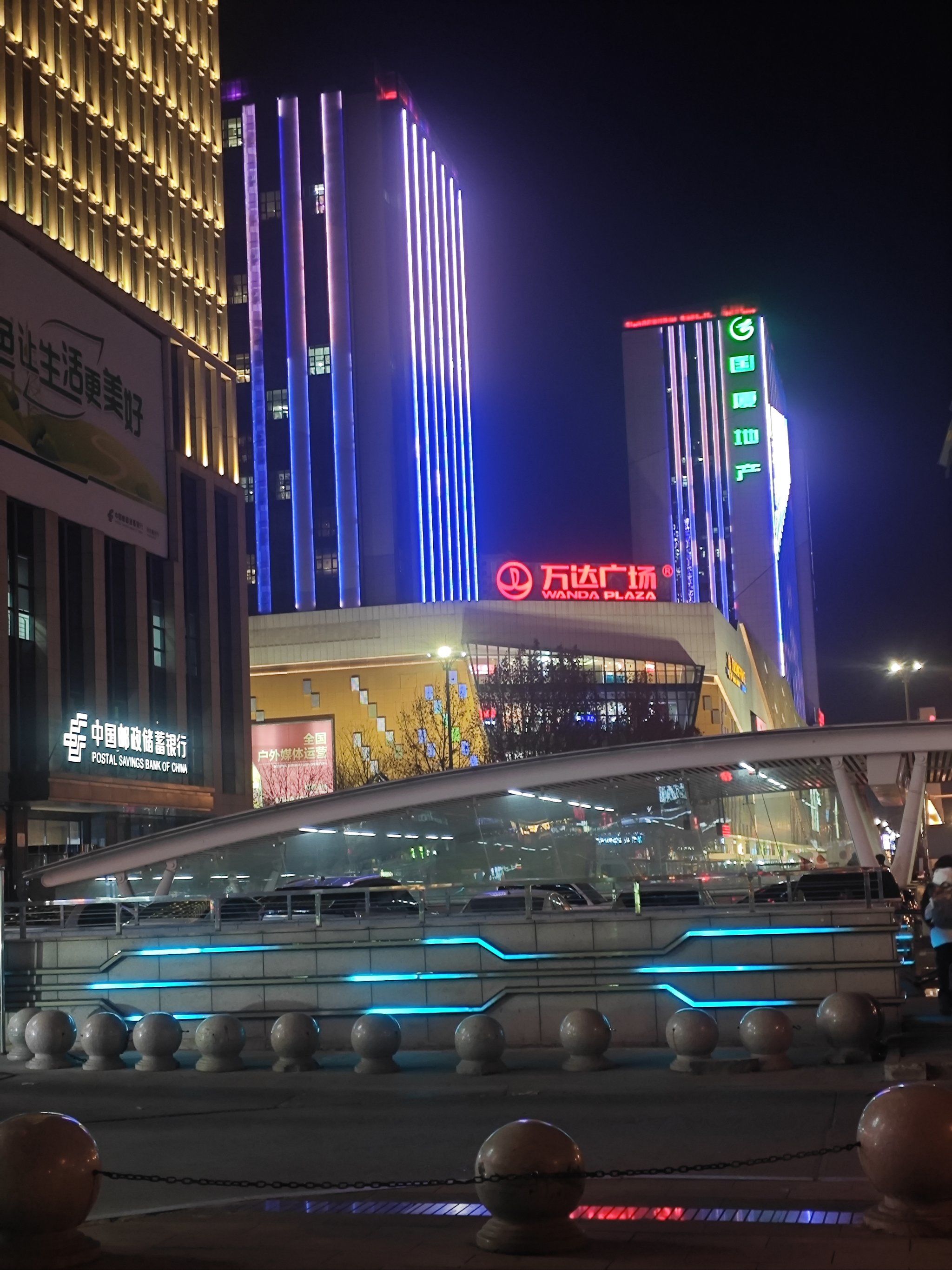 0元玩转这座城
#万达广场
快来这里耍啦,长安万达广场,超多人 !!