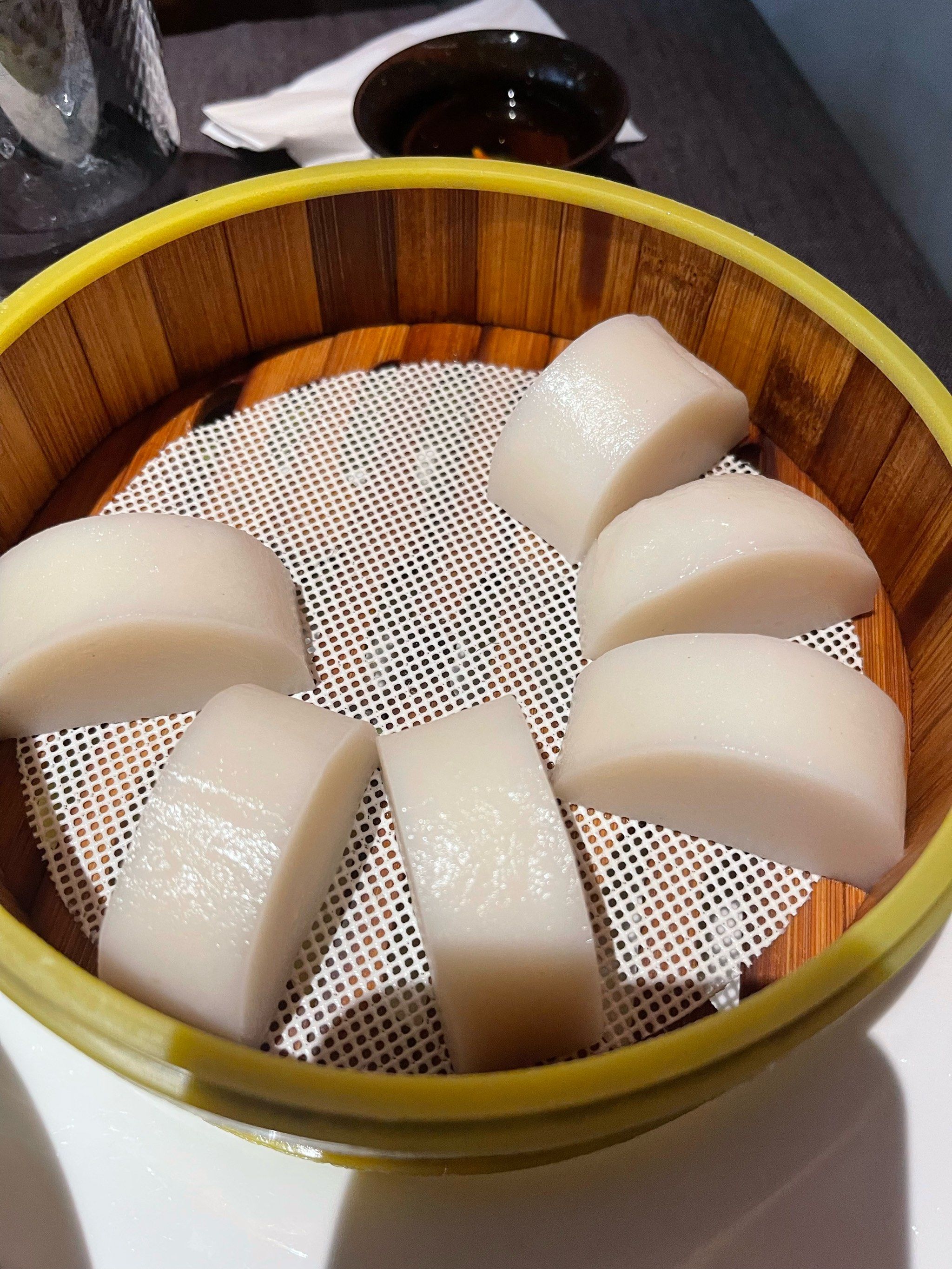 虾球都快吃完了才记想起拍照,最爱这个台州年糕软糯到位