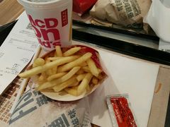-麦当劳(伟城广场店)