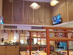 -何师傅美蛙鱼头(汉街店)