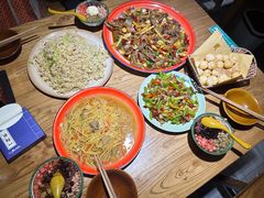 -先启半步颠小酒馆(万风新天地店)