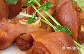 Braised Beef Tendons