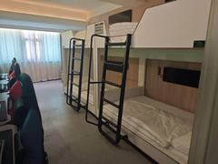 -银河电竞酒店(深圳东门老街地铁站店)