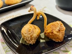 鲍鱼天鹅酥-白天鹅宾馆-玉堂春暖餐厅
